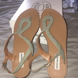 Steve Madden takeaway sandals excellent condition